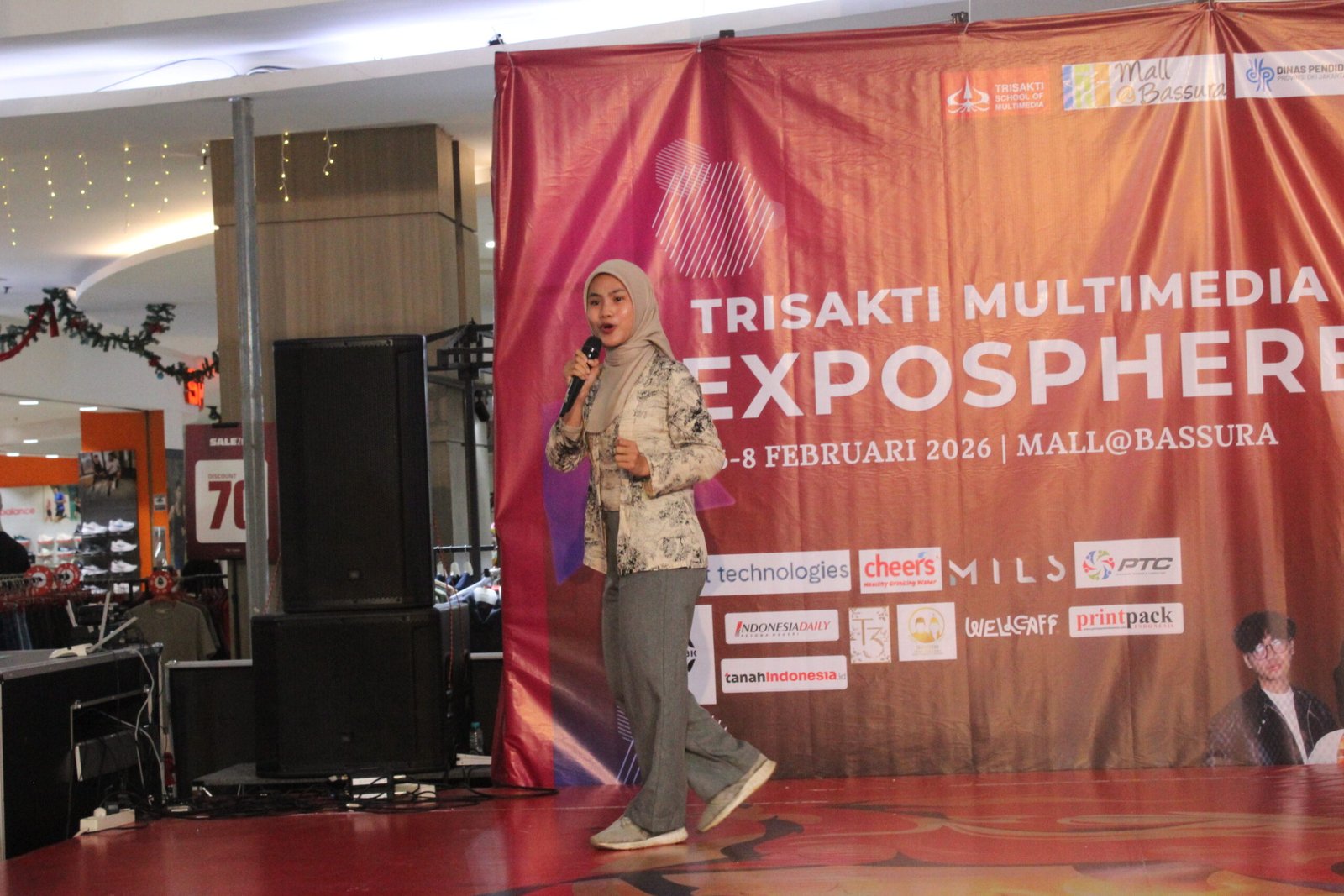 Public Speaking Trisakti Multimedia Exposphere